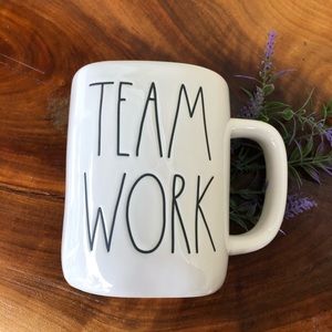 Rae Dunn “TEAM WORK” mug